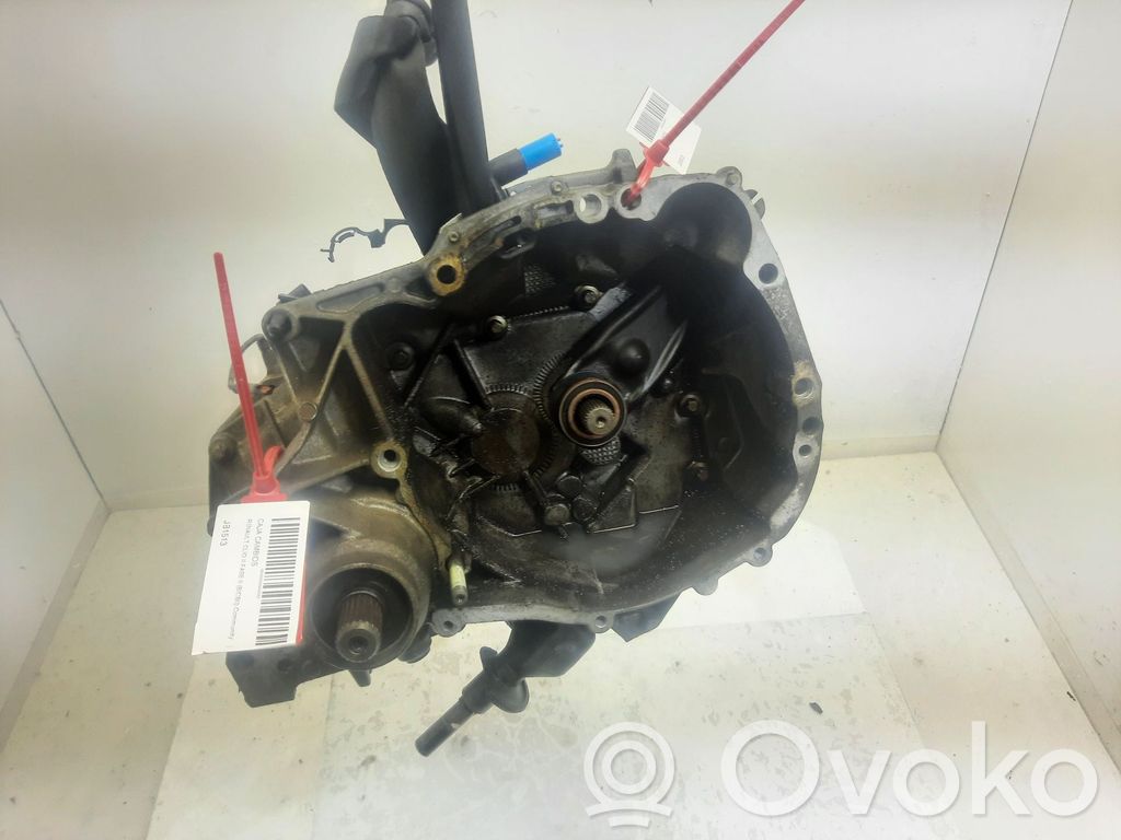 Renault Clio II Manual 5 speed gearbox 