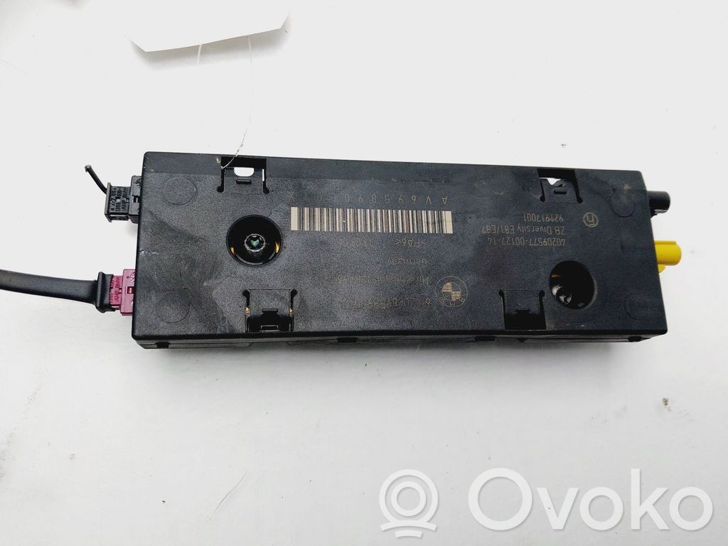 BMW 1 E81 E87 Antenos stiprintuvas 