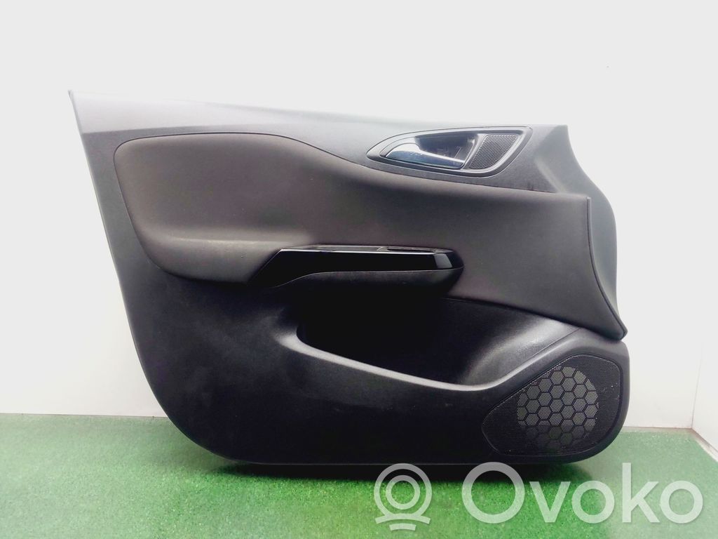 Opel Corsa E Etuoven verhoilu 