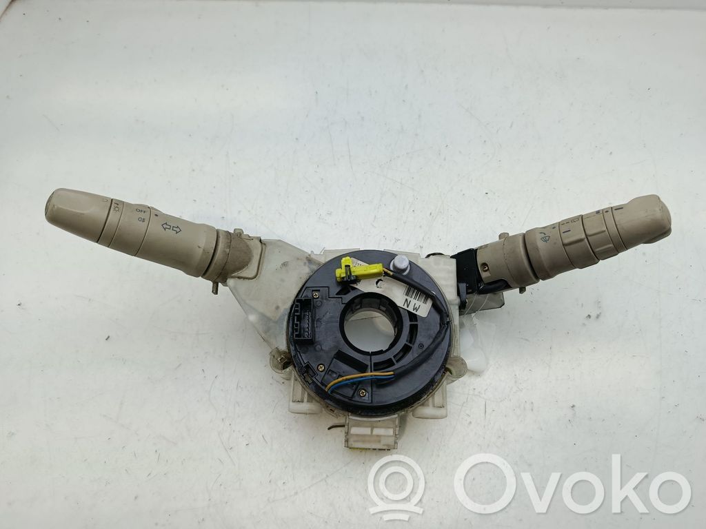 Nissan Micra Otros interruptores/perillas/selectores 