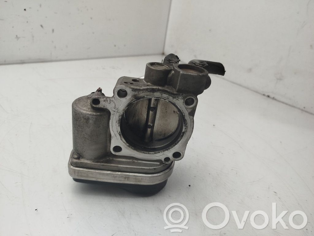 Volkswagen Golf V Valvola corpo farfallato 