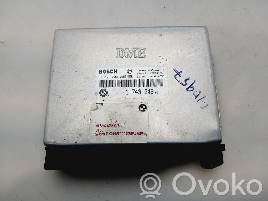 BMW 5 E34 Engine control unit/module 