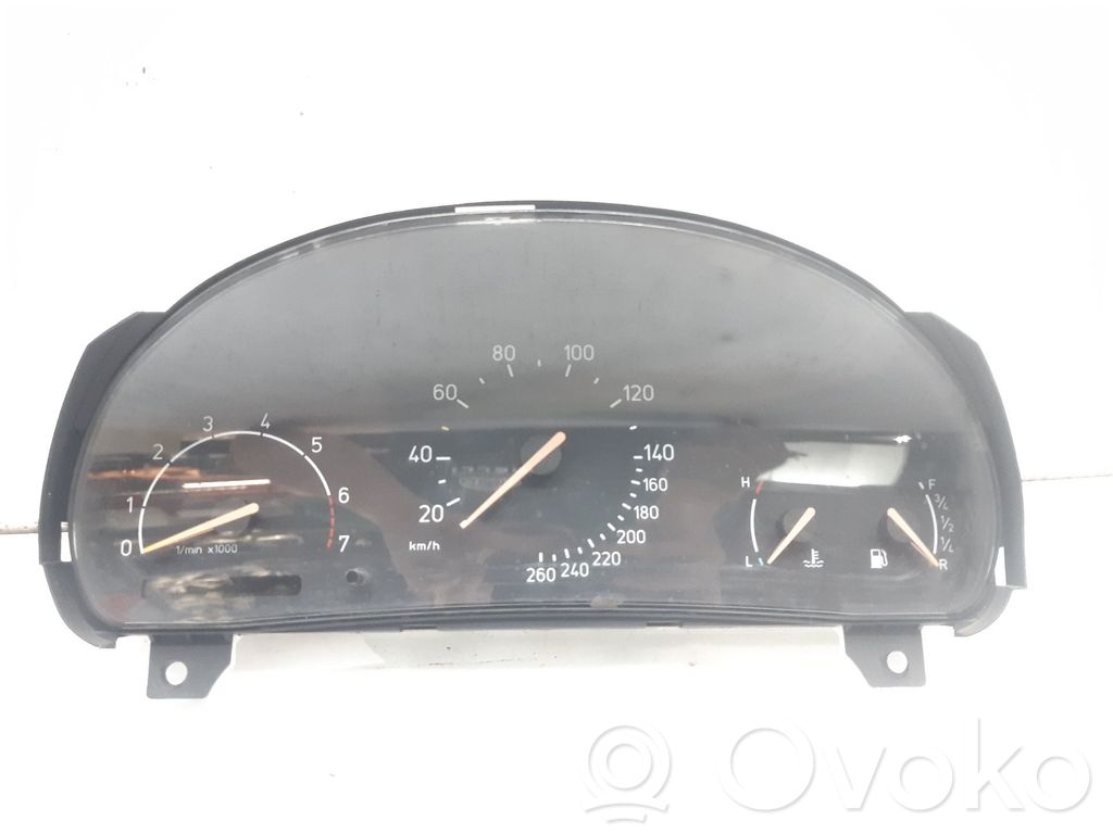 Saab 9-5 Speedometer (instrument cluster) 