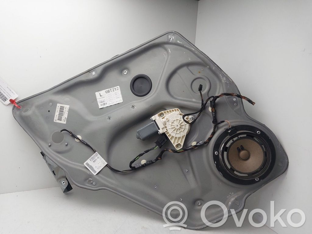 Mercedes-Benz B W245 Macara geam spate manuală 