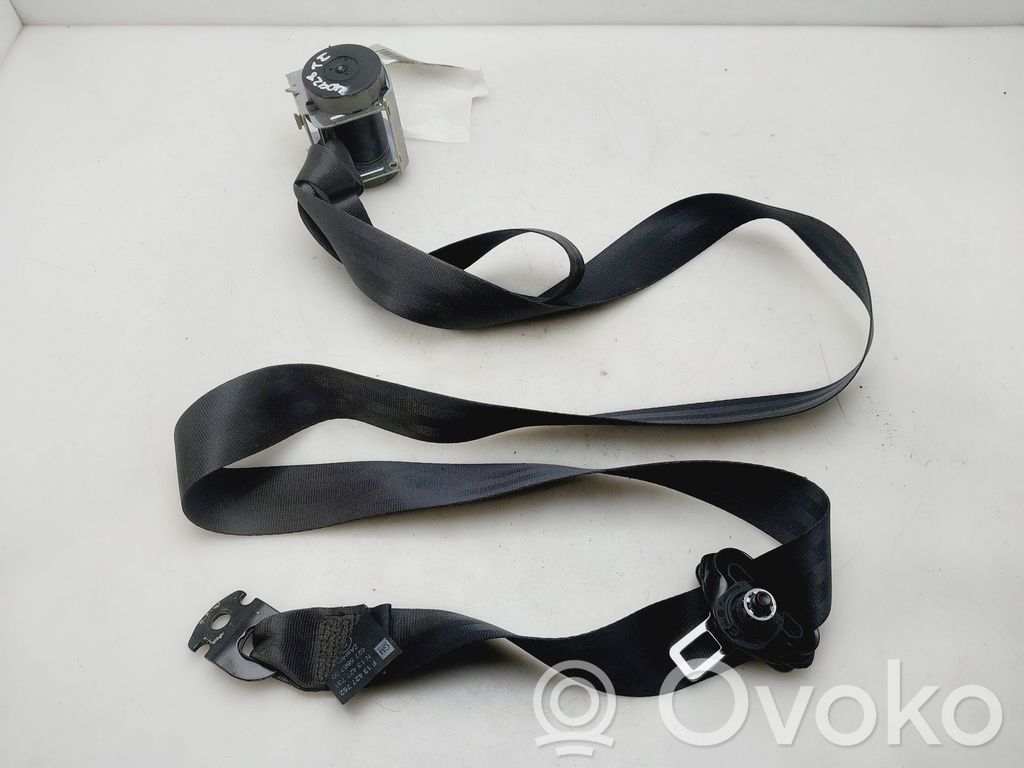 Opel Corsa E Cinturón trasero 