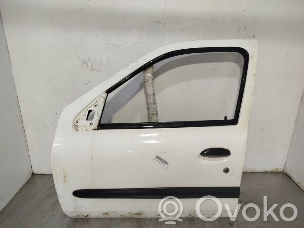 Renault Clio II Puerta delantera 