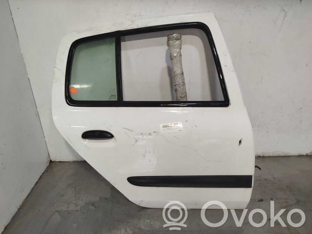 Renault Clio II Puerta trasera 