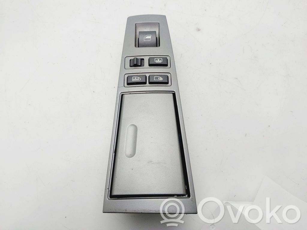 Electric window control switch   6917108