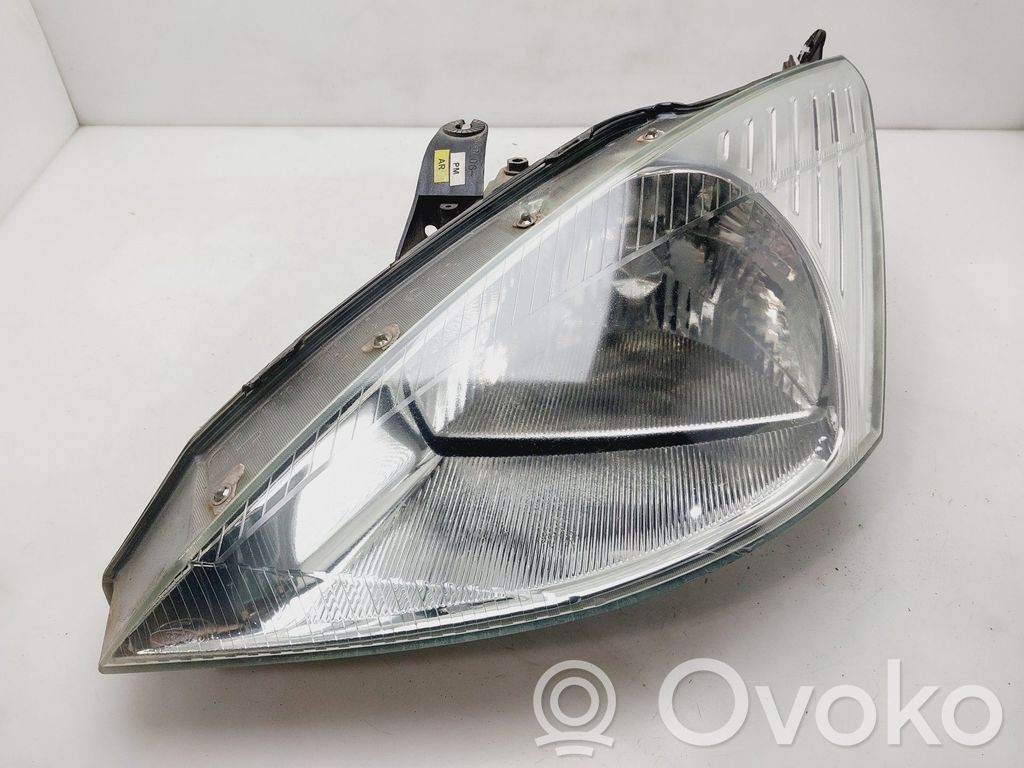 Ford Focus Faro/fanale 