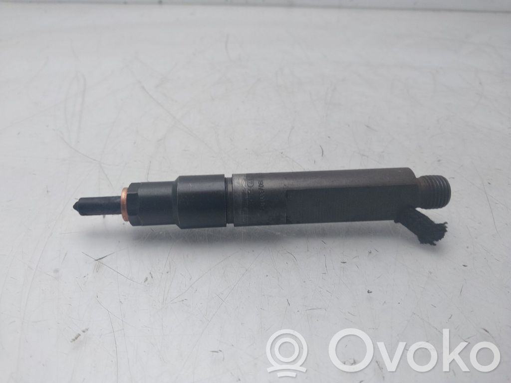 Inyector de combustible   028130202R