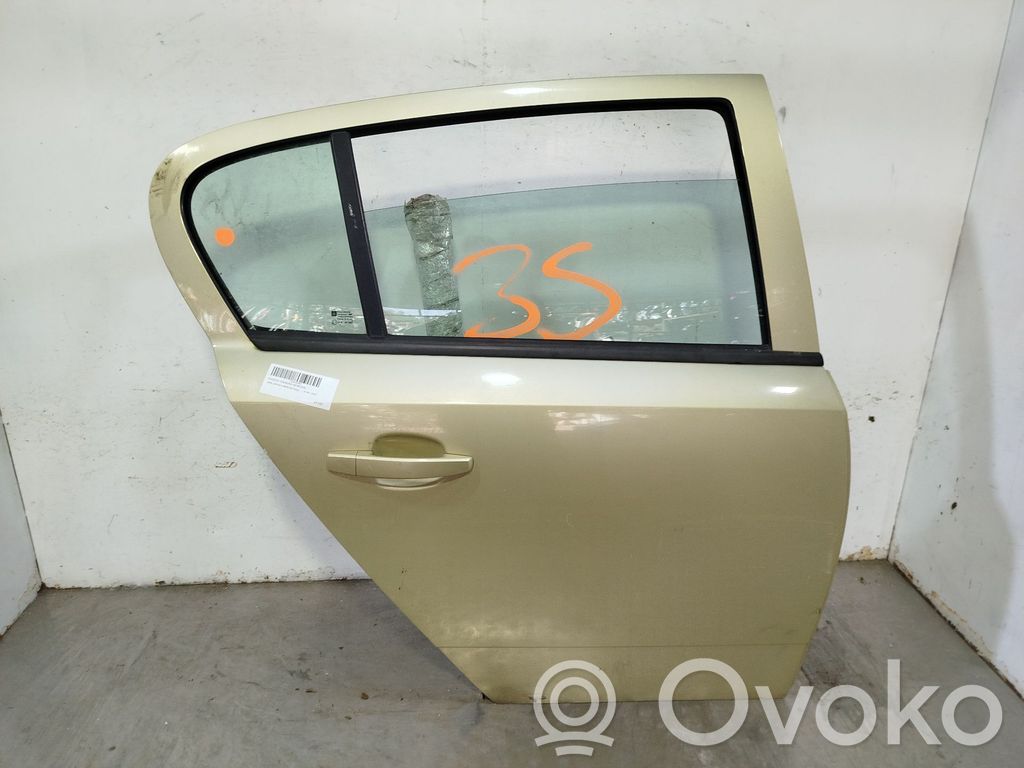 Opel Astra H Puerta trasera 