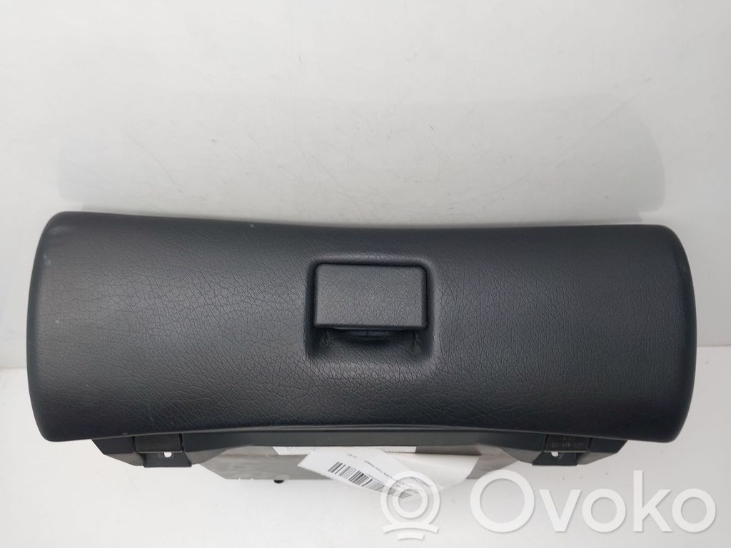 Schowek deski rozdzielczej   90451110