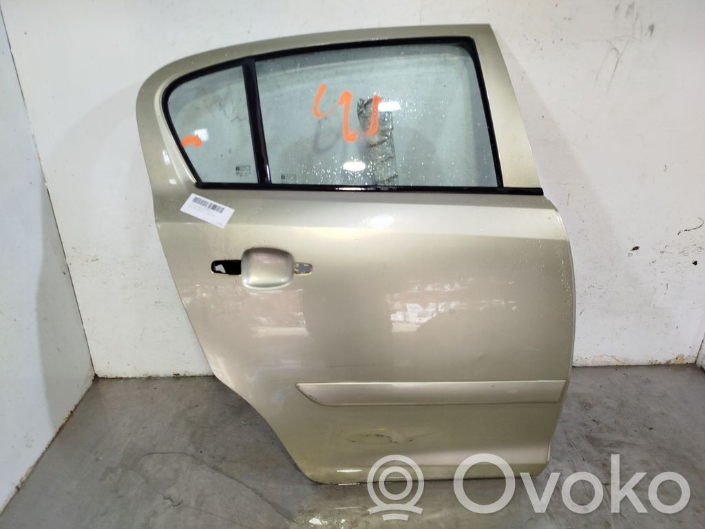 Opel Corsa D Galinės durys 