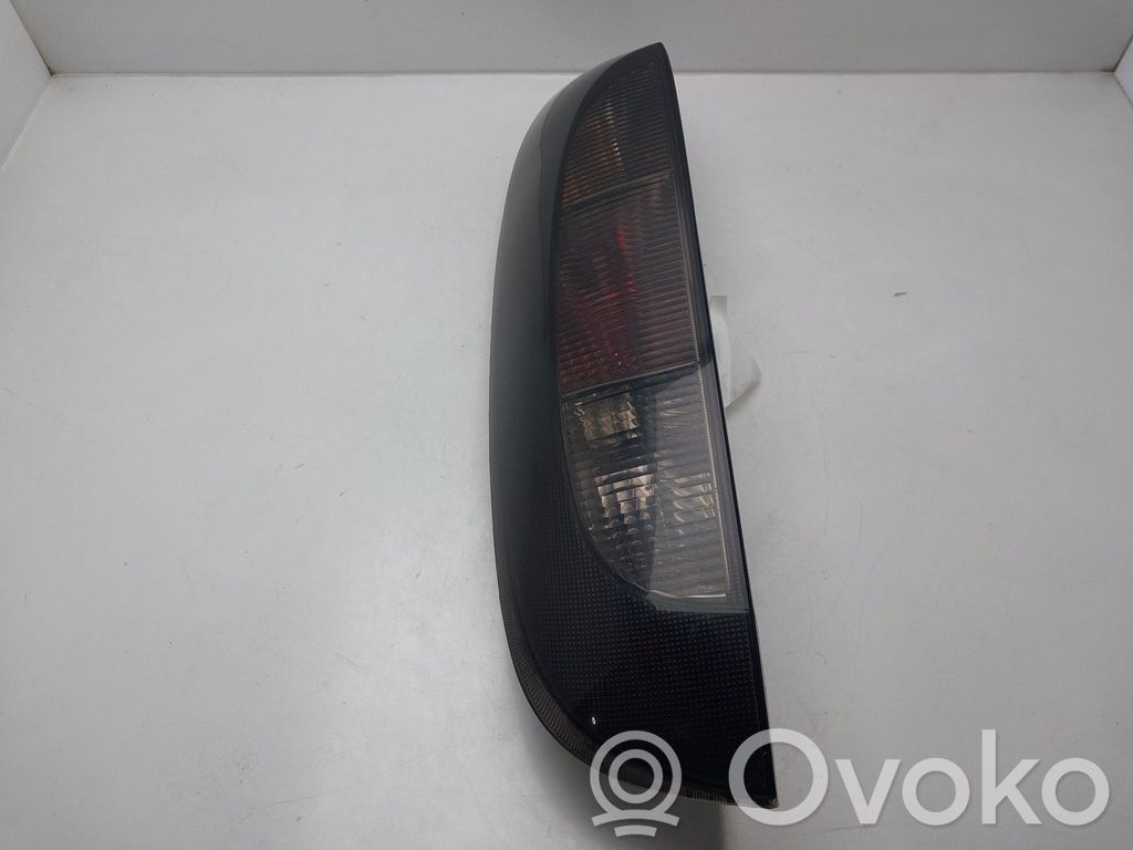 Opel Corsa C Lampă spate în caroserie 