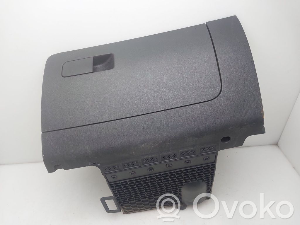 Guantera   5JB857097