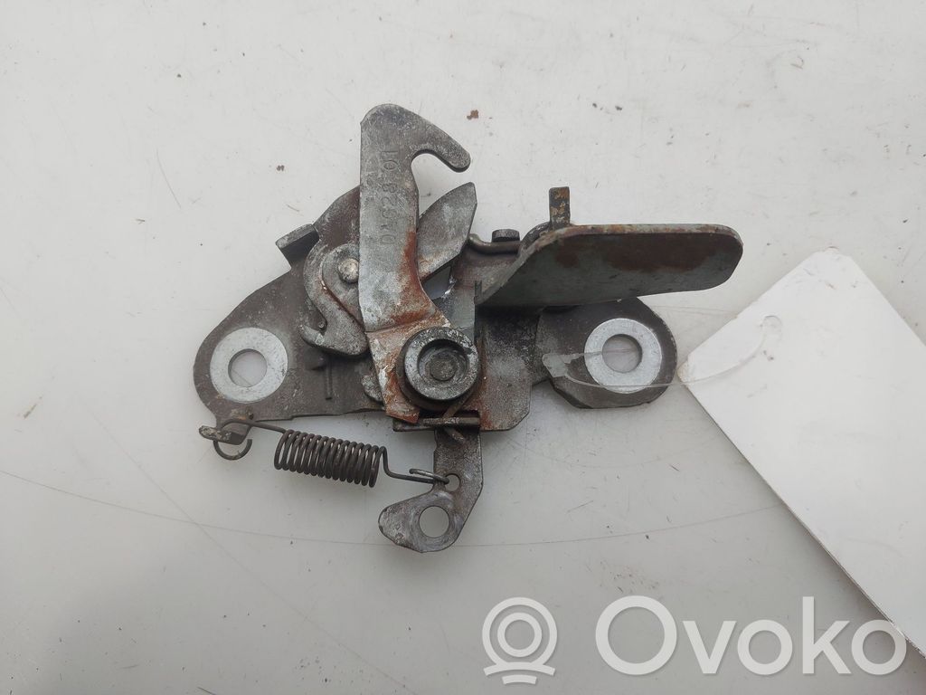 Peugeot 206 Tie down hook / loop 