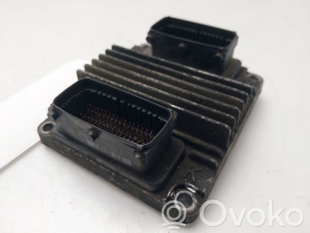 Opel Combo C Engine control unit/module 