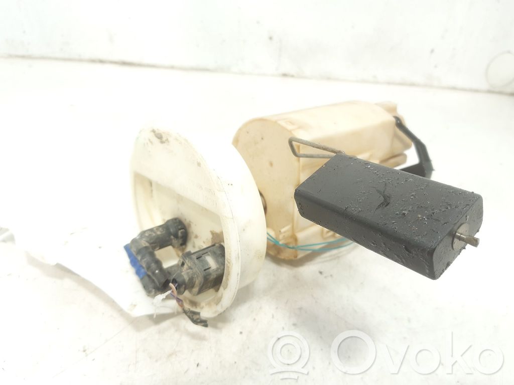 Pompe à carburant   1J0919183D
