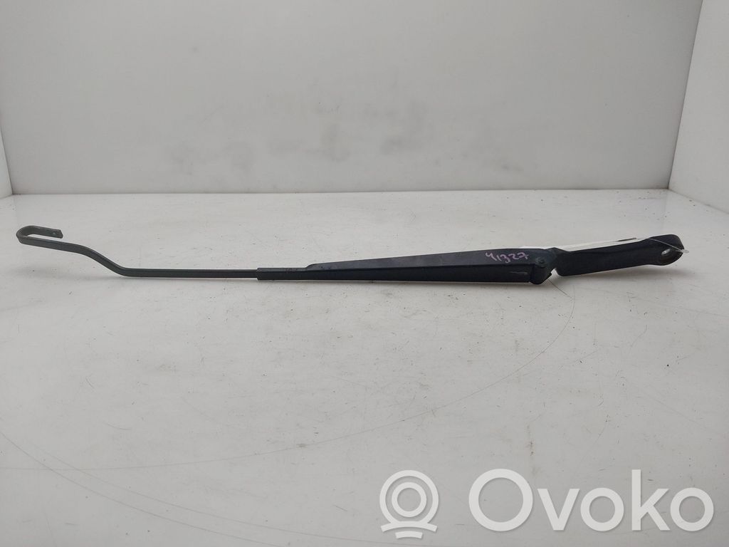 Volkswagen Golf IV Braccio della spazzola tergicristallo anteriore