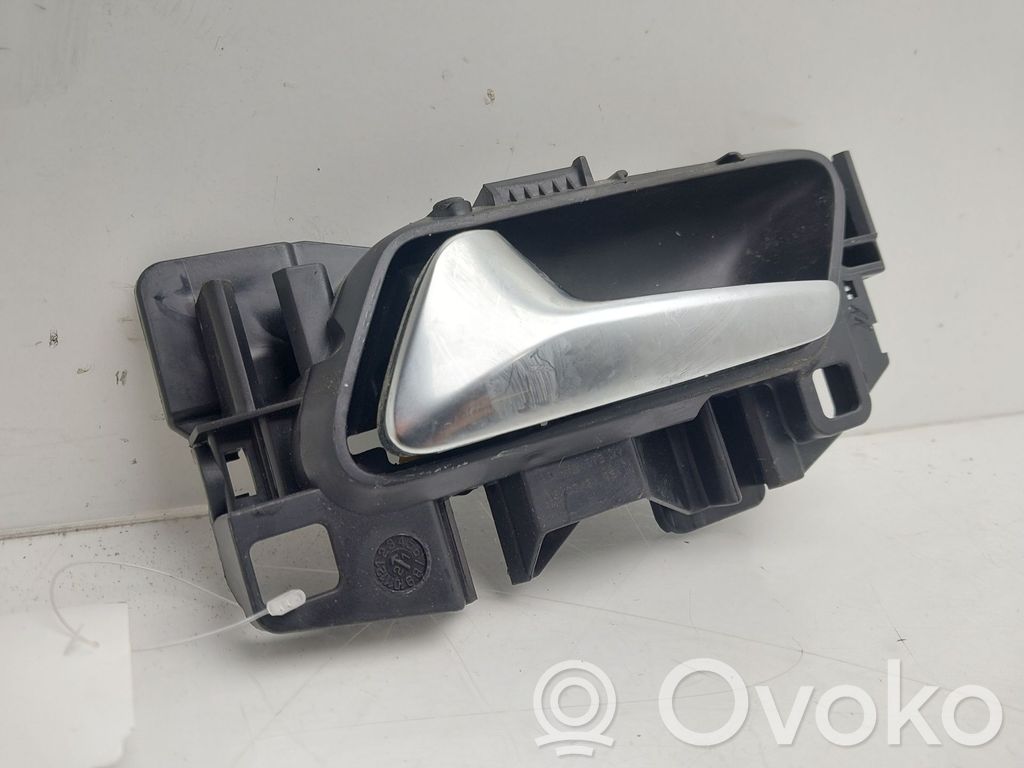Peugeot Rifter Front door interior handle 