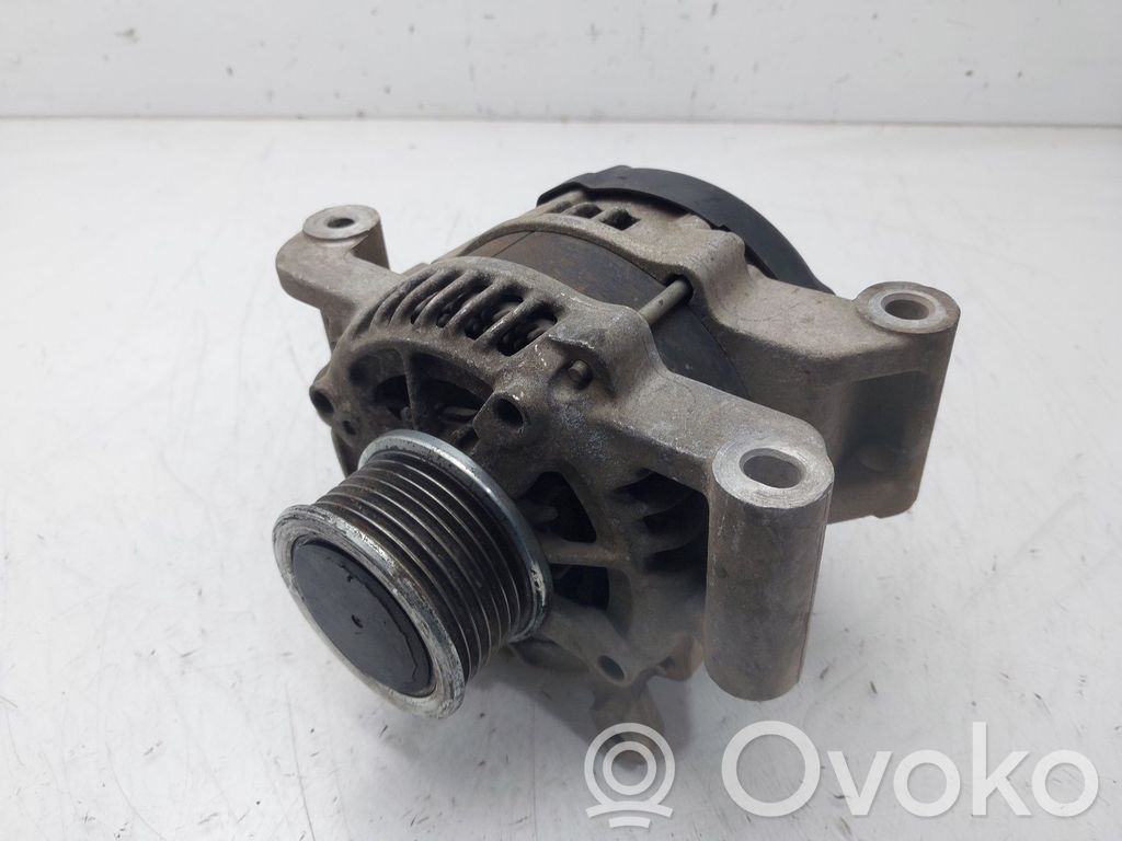Toyota Avensis T270 Generator/alternator 
