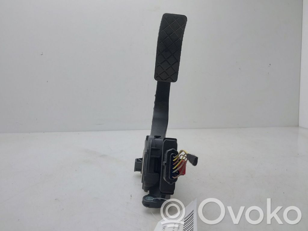 Gaspedal   8K1721523A