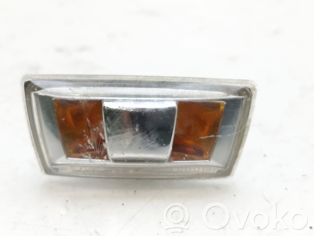 Opel Corsa E Seitenblinker 