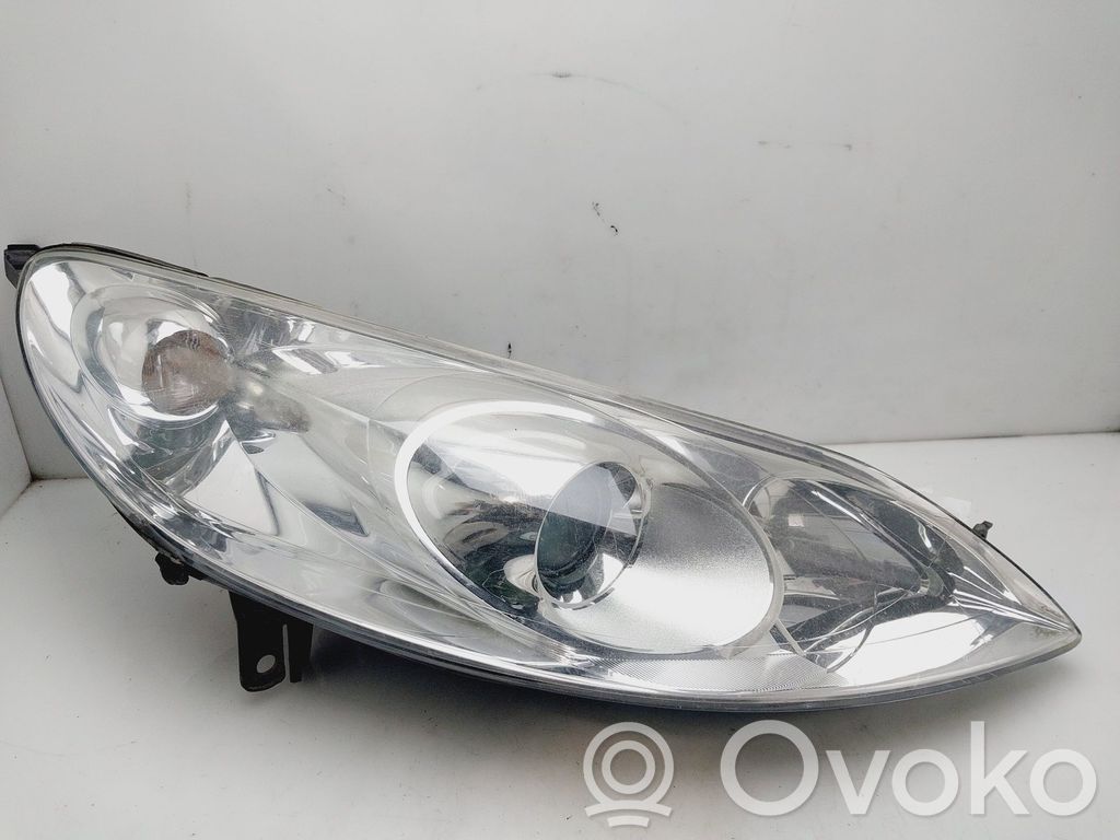Peugeot 407 Faro/fanale