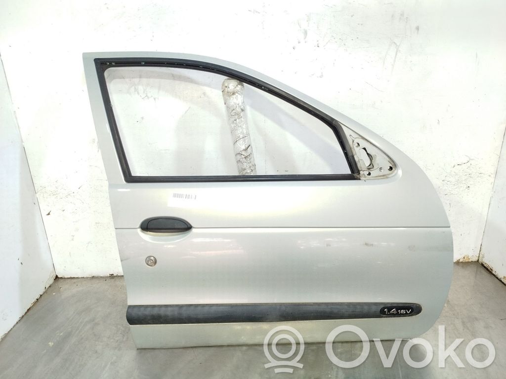 Renault Megane I Drzwi przednie 