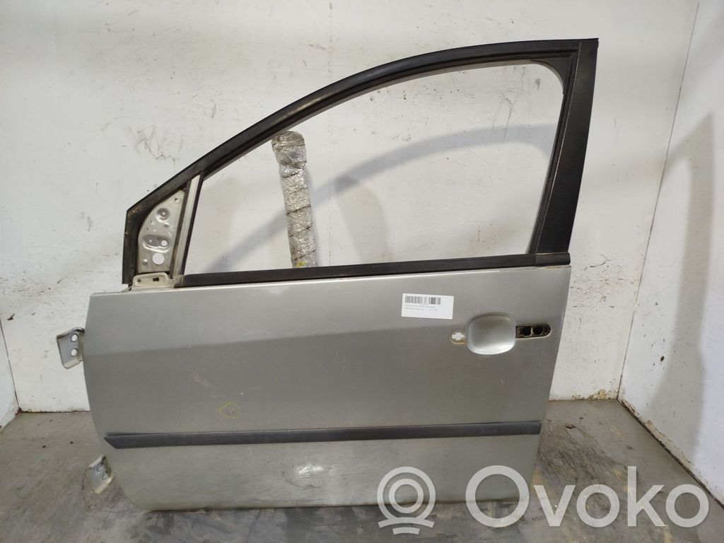 Ford Fiesta Puerta delantera 