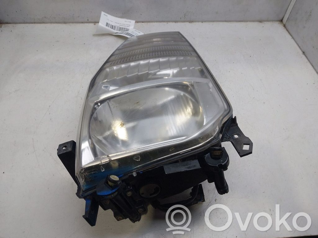 Renault Maxity Headlight/headlamp 