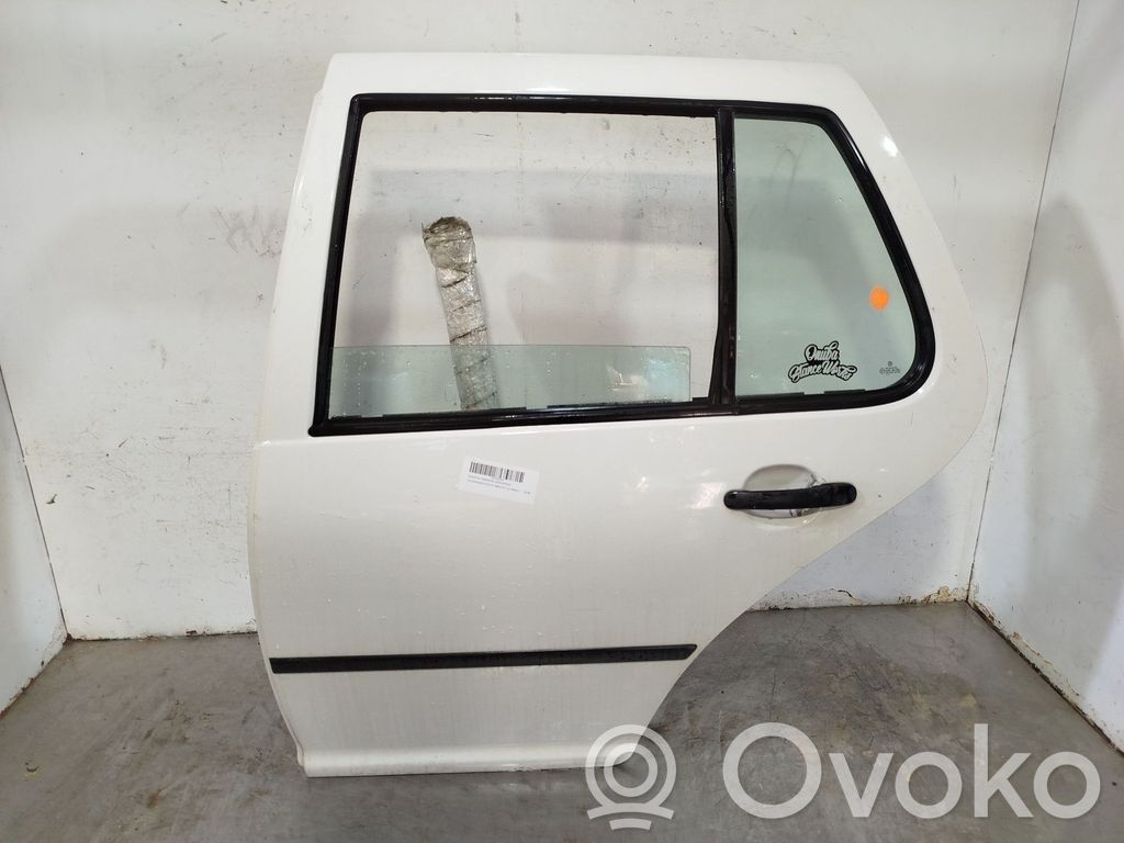 Volkswagen Golf IV Puerta trasera 