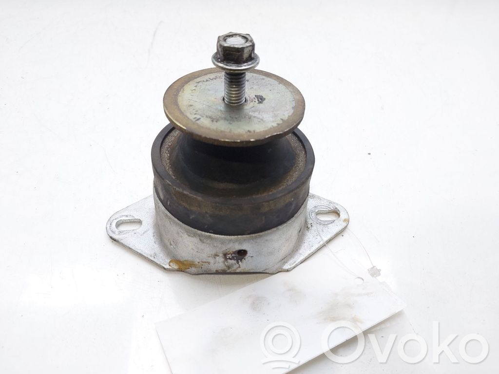 Peugeot Expert Engine mount bracket 