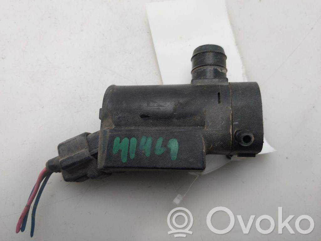 Toyota Corolla E110 Windscreen/windshield washer pump 