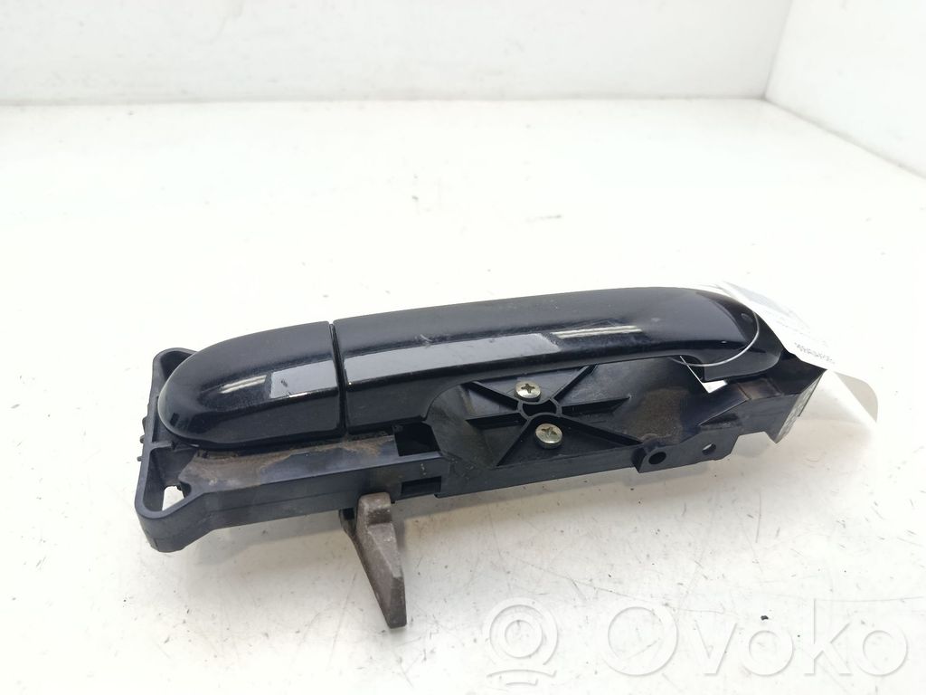 Nissan Micra Manecilla externa puerta trasera 
