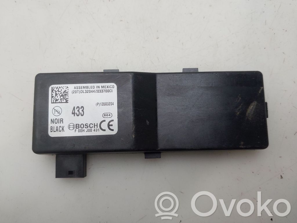 Opel Insignia A Pystyantennivahvistin 