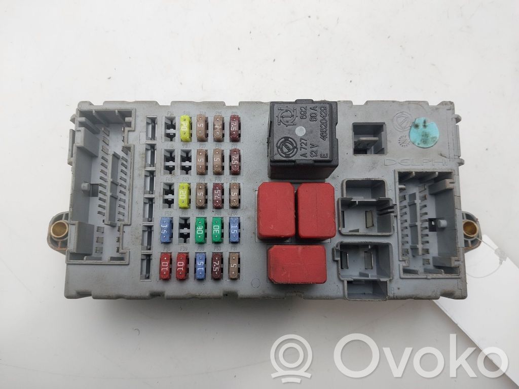 Módulo de fusible   51786802