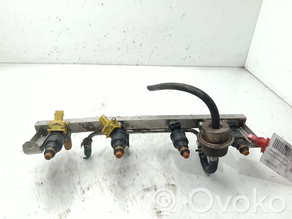 Opel Frontera A Tubo principal de alimentación del combustible 