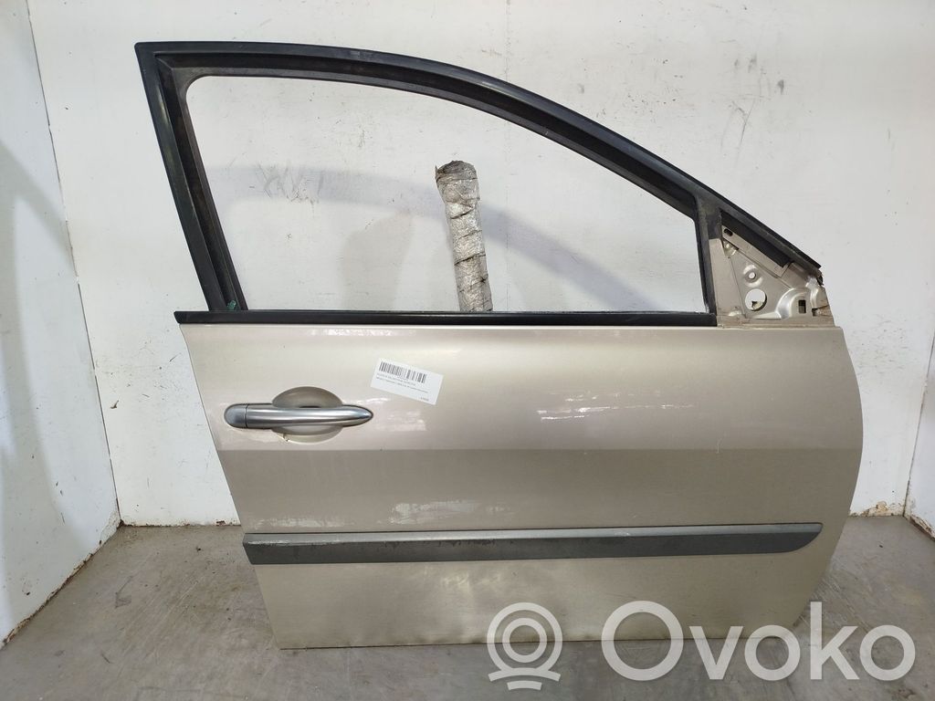 Renault Megane II Puerta delantera 