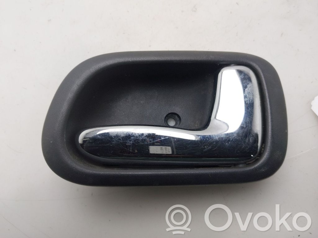 Toyota Corolla E110 Manecilla interna puerta delantera 