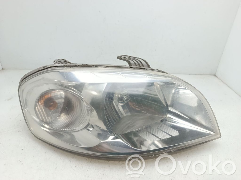 Chevrolet Aveo Phare frontale 