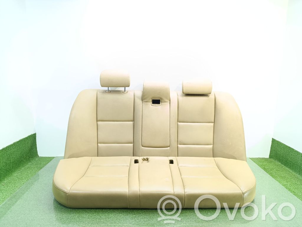 Asiento trasero   52207059012