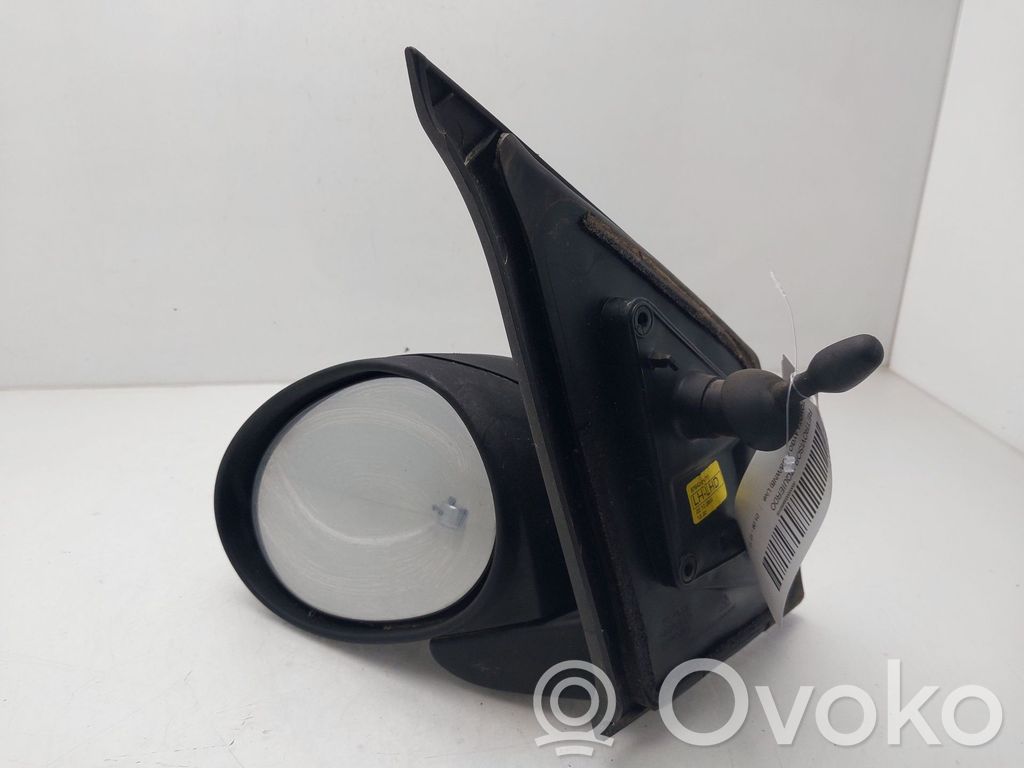 Toyota Aygo AB10 Front door electric wing mirror 