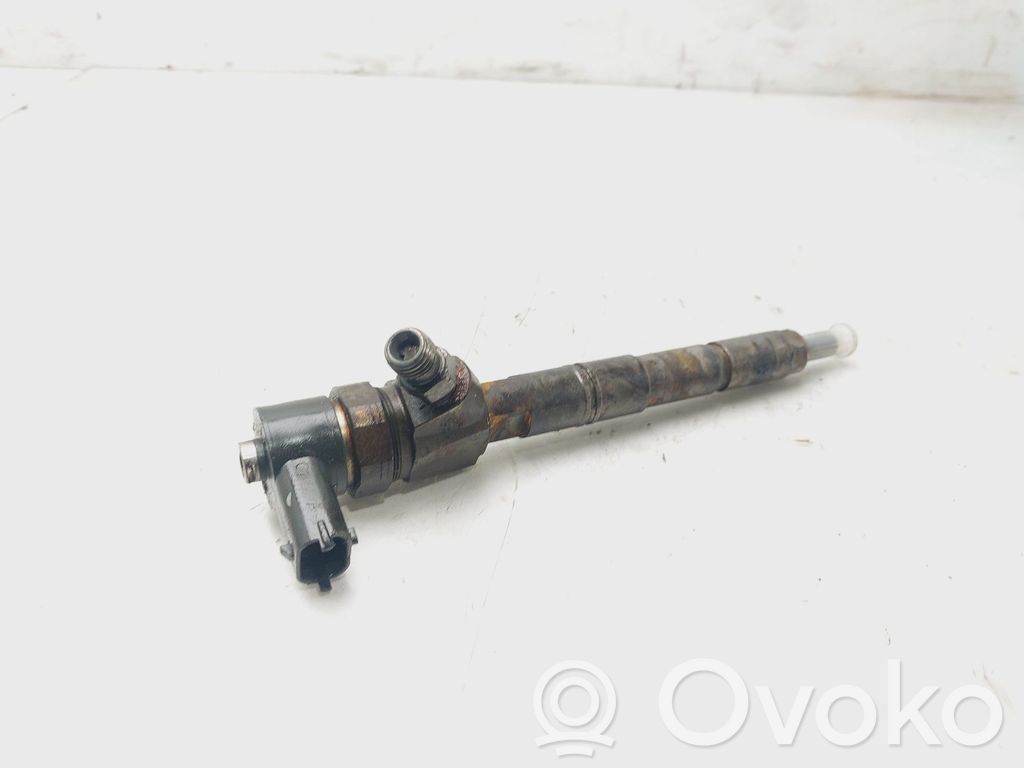 Injector combustibil   0445110299