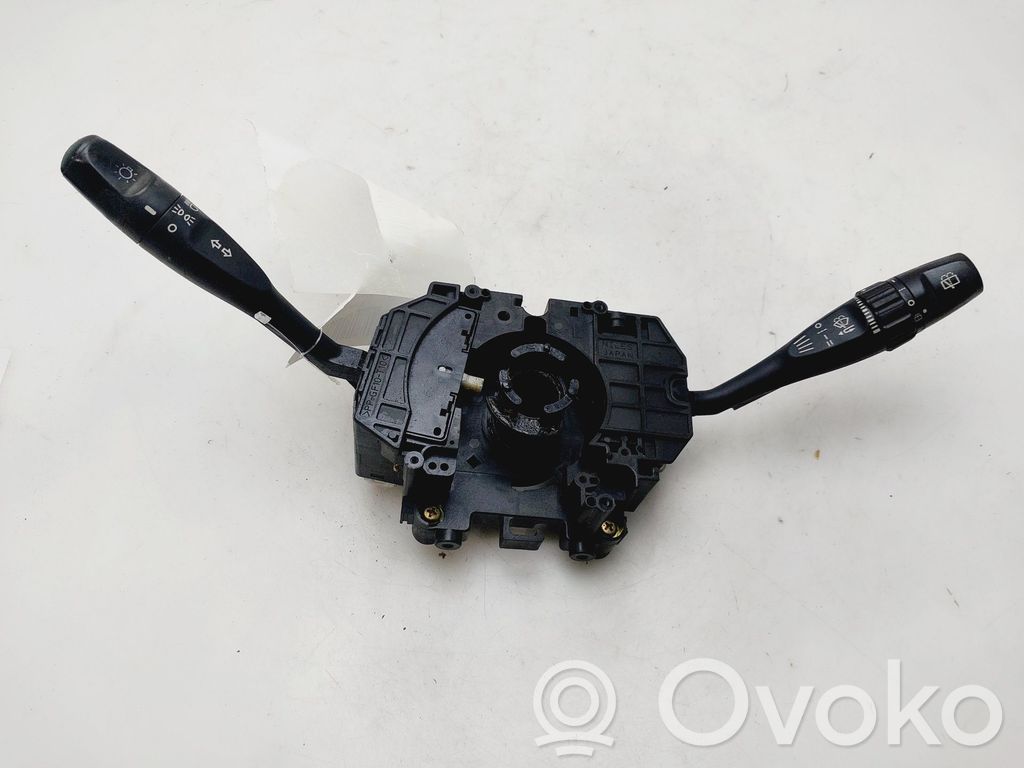 Mitsubishi Colt Pulsanti/interruttori sul volante 