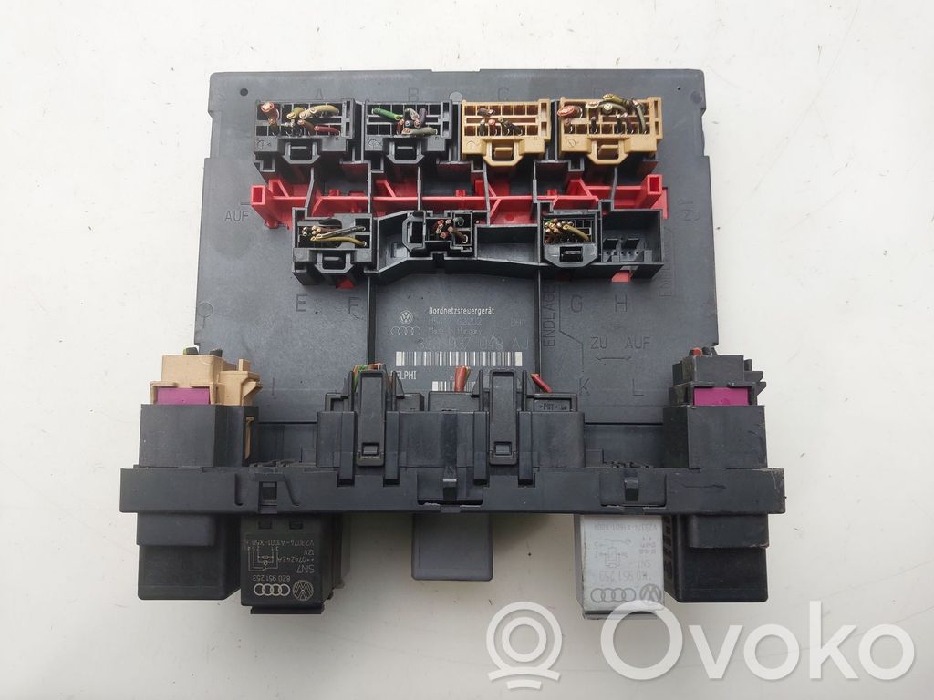 Módulo de fusible   3C0937049AJ