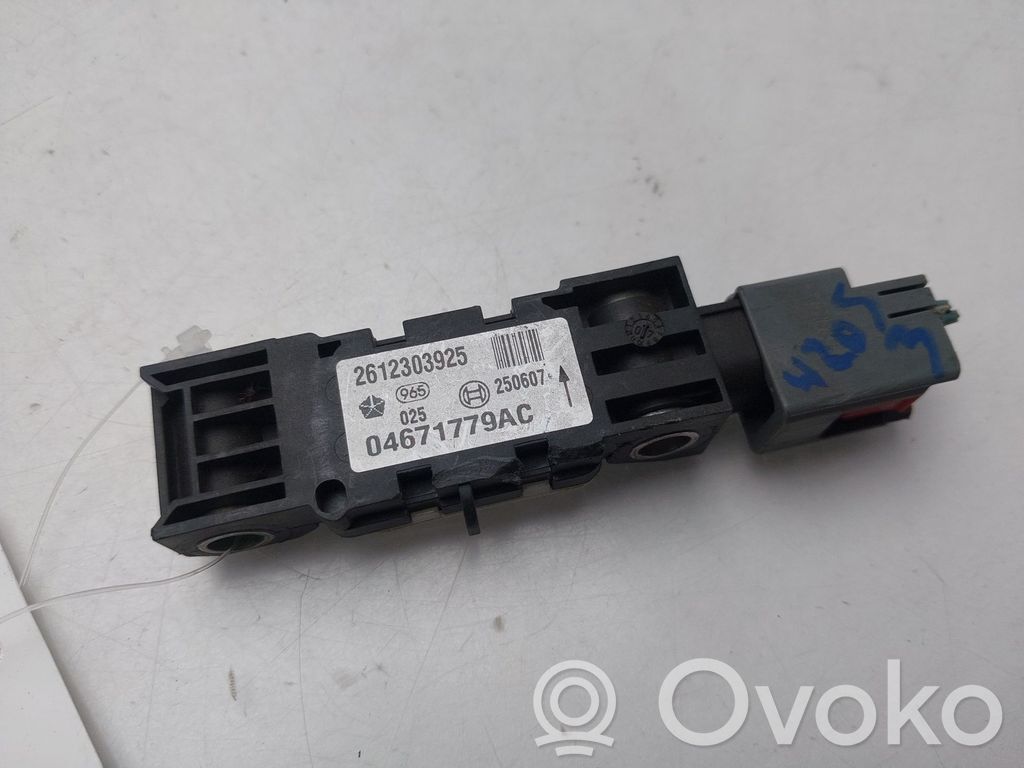Sensor   04671779AC