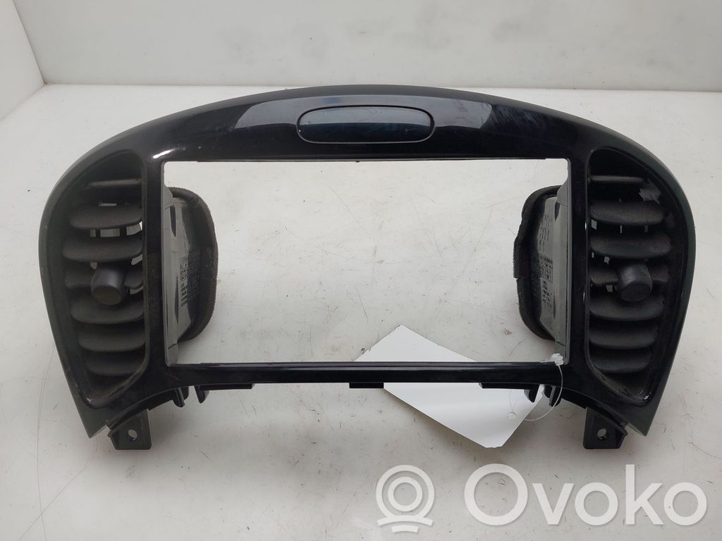 Nissan Juke I F15 Console centrale 