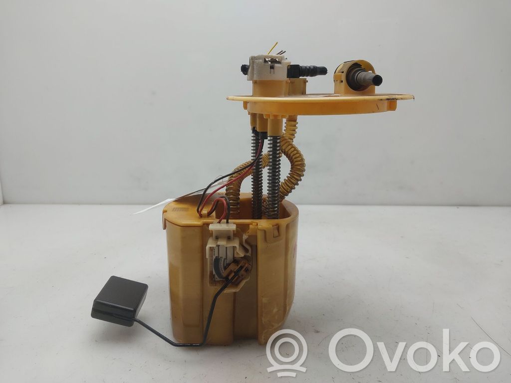 Bomba interna de combustible   7701002020C