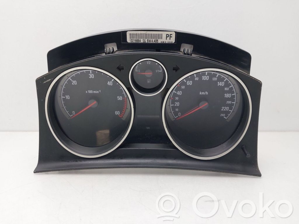 Opel Zafira B Geschwindigkeitsmesser Cockpit